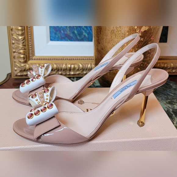 $900 NIB PRADA VERNICE NUDE LEATHER PINK CRYSTAL BOW GOLD HIGH HEEL SANDAL 9.5 - Picture 15 of 15